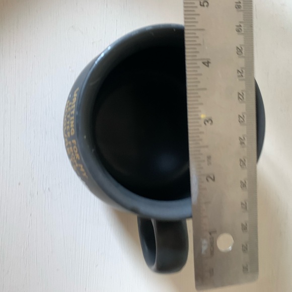 Wizarding World of Harry Potter Cauldron Mug - Picture 6 of 7